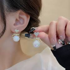 Twin Pearl Heart Drops