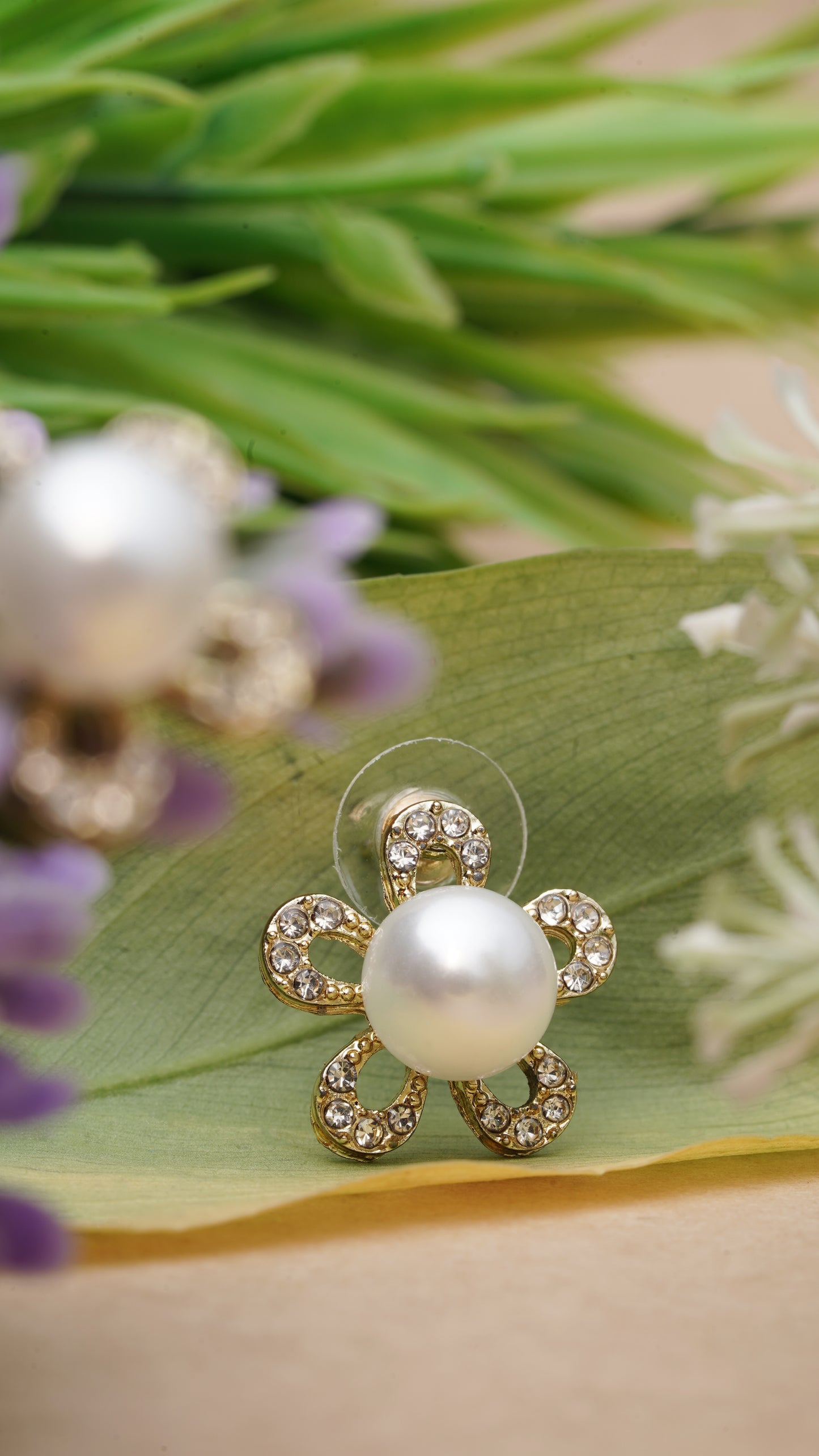 Pearl Blossom Halo Studs