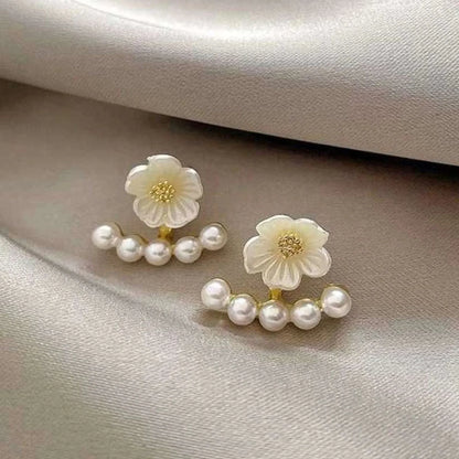 Blossom Pearl Arc Earrings - Kaliido