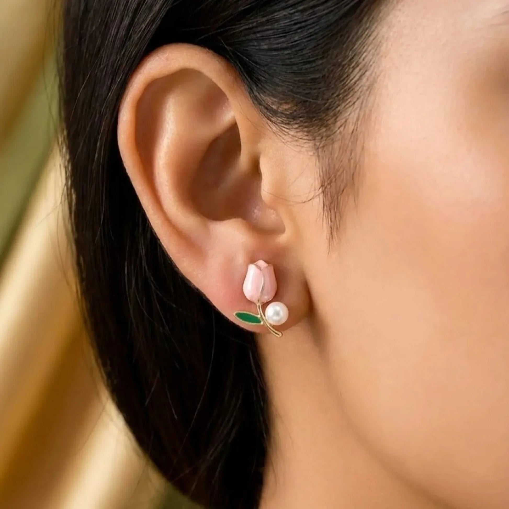 Blush Rose Pearl Studs - Kaliido