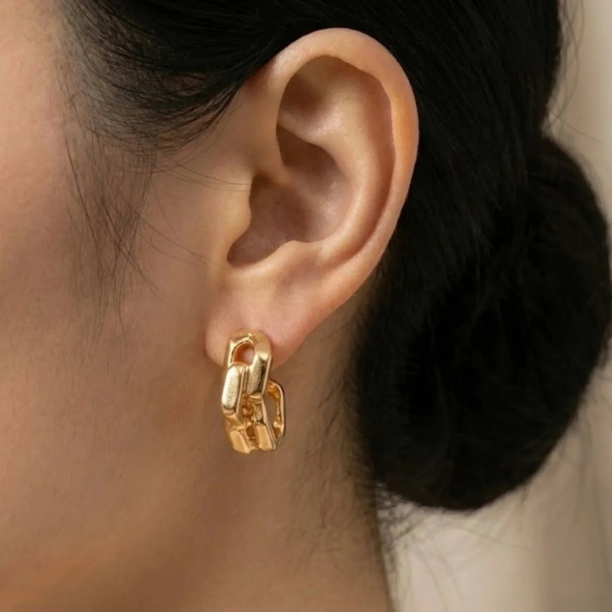 Bold Link Gold Hoops - Kaliido