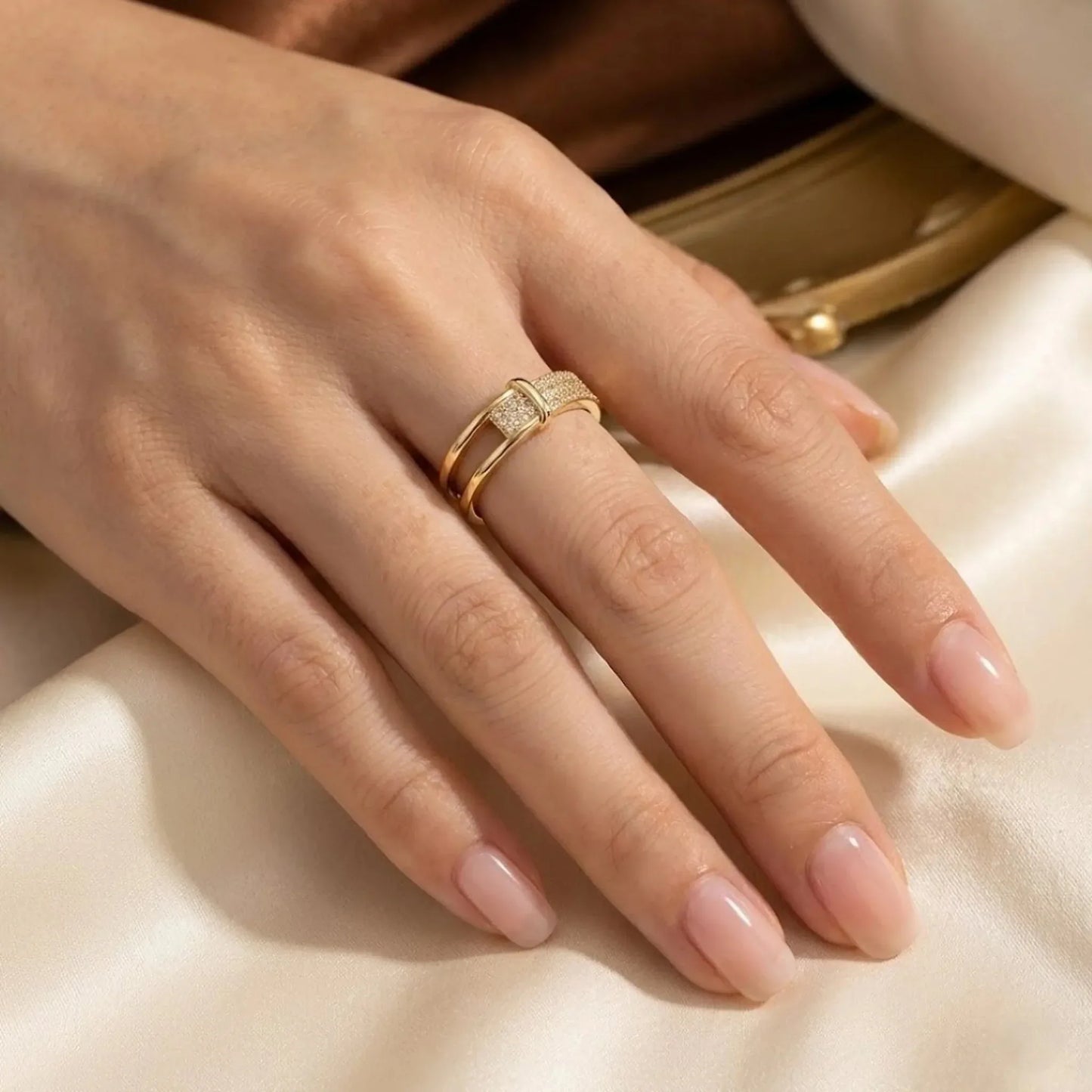 Lock-in Gold Ring - Kaliido