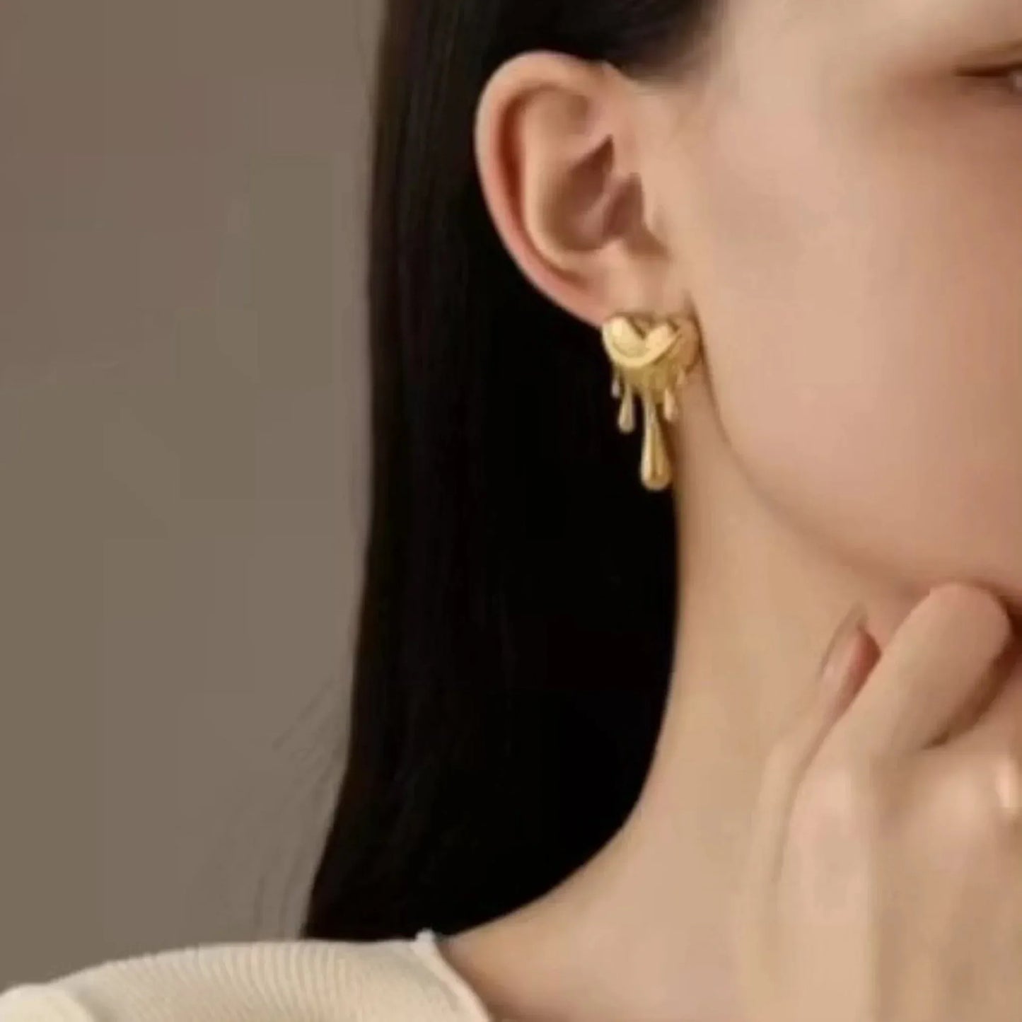 Melted Heart Drip Studs - Kaliido