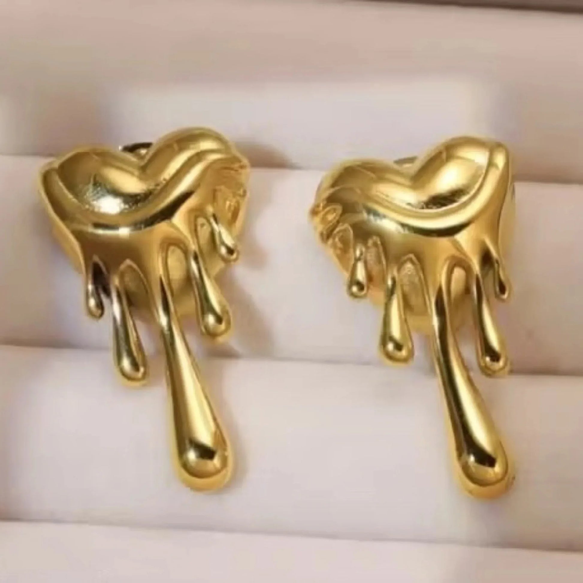 Melted Heart Drip Studs - Kaliido