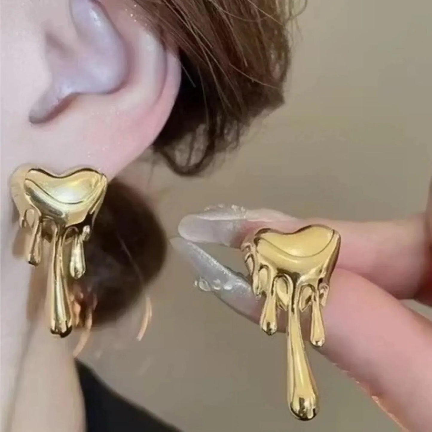 Melted Heart Drip Studs - Kaliido