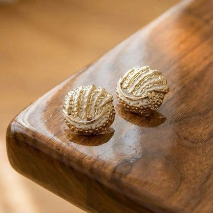 Sunlit Shell Textured Stud - Kaliido