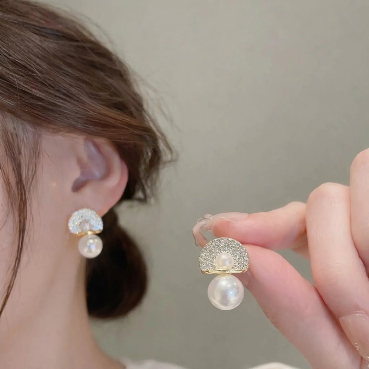 Twin Pearl Halo Studs - Kaliido